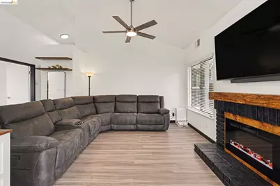 1649 Somerset Pl, Antioch, CA 94509 - Photo 4