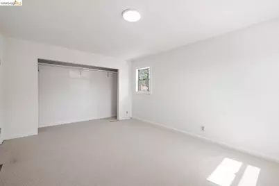 3986 Delmont Ave, Oakland, CA 94605 - Photo 18