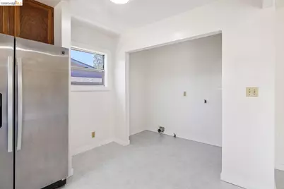 3986 Delmont Ave, Oakland, CA 94605 - Photo 16