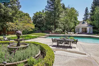 31 Tierra Verde Ct, Walnut Creek, CA 94598 - Photo 70