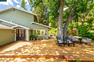 3348 Walnut Ln, Lafayette, CA 94549 - Photo 2
