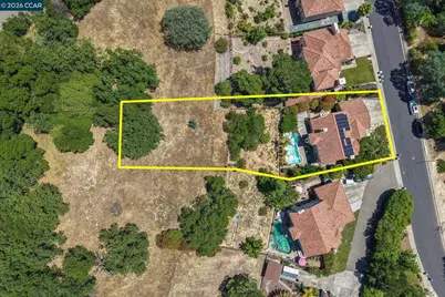 143 Mount Kennedy Dr, Martinez, CA 94553 - Photo 36