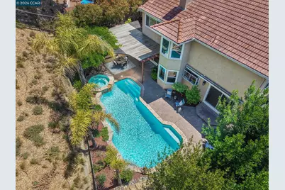 143 Mount Kennedy Dr, Martinez, CA 94553 - Photo 34