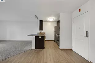 6400 Christie Ave, Emeryville, CA 94608 - Photo 8