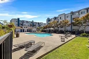6400 Christie Ave, Emeryville, CA 94608 - Photo 30