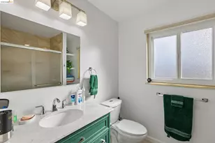 85 Edgemont Way, Oakland, CA 94605 - Photo 18