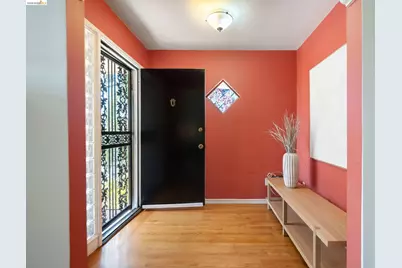 908 Prospect Ave, Oakland, CA 94610 - Photo 6