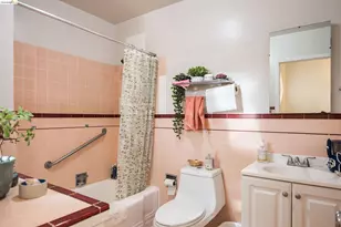 908 Prospect Ave, Oakland, CA 94610 - Photo 26