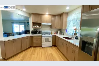29501 Sandburg Way #257, Hayward, CA 94544 - Photo 6