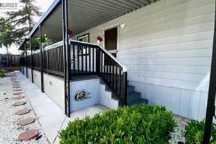 29501 Sandburg Way, Hayward, CA 94544 - Photo 2