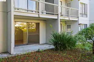 2 Admiral Dr, Emeryville, CA 94608 - Photo 18