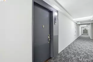 2 Admiral Dr, Emeryville, CA 94608 - Photo 10