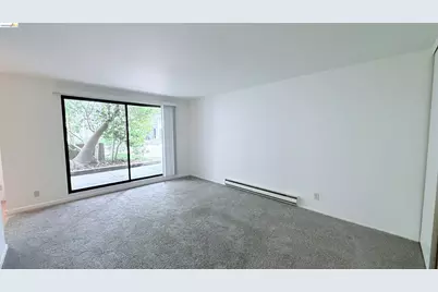 8 Admiral Dr. #A232, Emeryville, CA 94608 - Photo 2