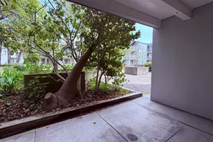 8 Admiral Dr, Emeryville, CA 94608 - Photo 18