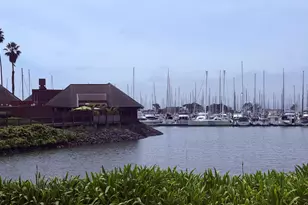 8 Admiral Dr, Emeryville, CA 94608 - Photo 30