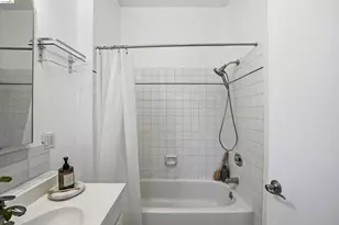 2237 Trafalgar Pl, Oakland, CA 94611 - Photo 52