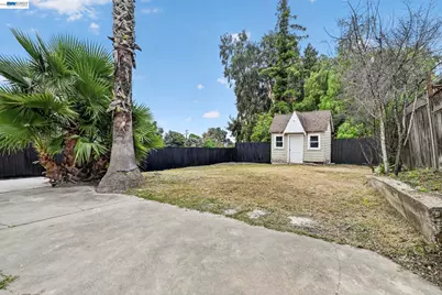 24657 Leona Dr, Hayward, CA 94542 - Photo 40
