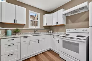 24657 Leona Dr, Hayward, CA 94542 - Photo 16