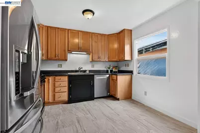 24657 Leona Dr, Hayward, CA 94542 - Photo 20