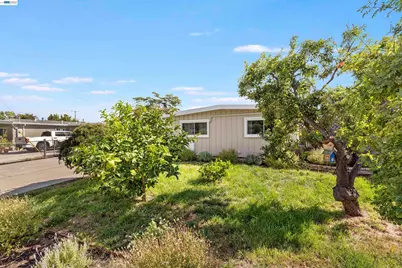 40128 Kelly  St, Fremont, CA 94538 - Photo 2