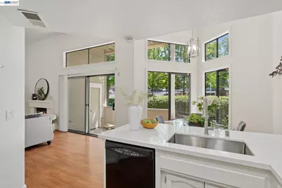 3474 Smoketree Commons Dr #D, Pleasanton, CA 94566 - Photo 8