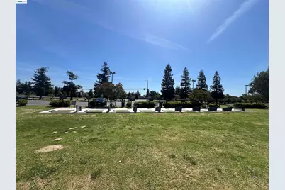 17051 Escalon Bellota Rd, Escalon, CA 95320 - Photo 1