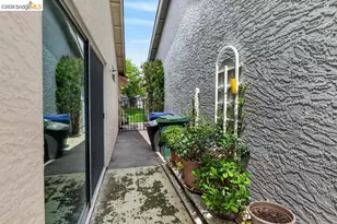 7590 Suncountry Ln, Sacramento, CA 95828 - Photo 38