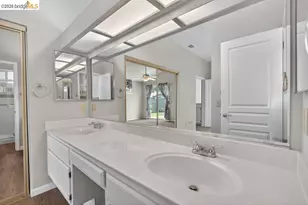 7590 Suncountry Ln, Sacramento, CA 95828 - Photo 30