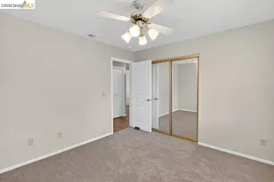 7590 Suncountry Ln, Sacramento, CA 95828 - Photo 22