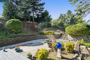 1014 Veterans Ct, Martinez, CA 94553 - Photo 30