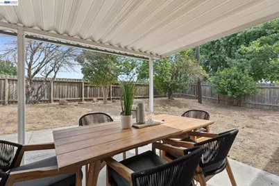 1625 Meadowlark Dr, Fairfield, CA 94533 - Photo 50