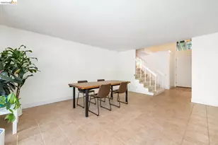 11321 Sutters Mill Cir, Gold River, CA 95670 - Photo 20