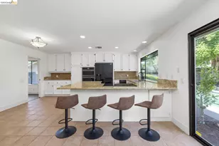 11321 Sutters Mill Cir, Gold River, CA 95670 - Photo 30