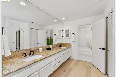 11321 Sutters Mill Cir, Gold River, CA 95670 - Photo 6