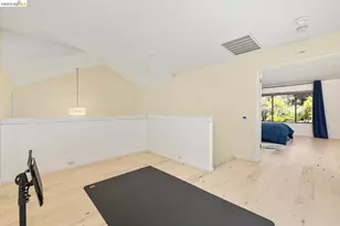 11321 Sutters Mill Cir, Gold River, CA 95670 - Photo 34