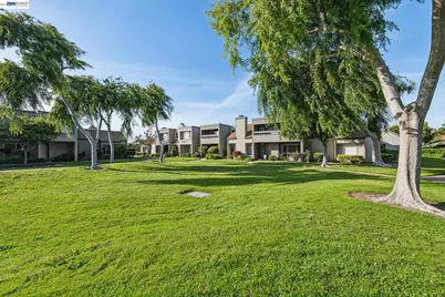 3447 Capella Ln, Alameda, CA 94502 - Photo 2