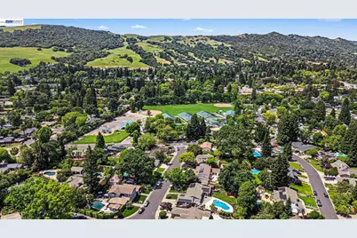 131 Brookside Pl, Danville, CA 94526 - Photo 44