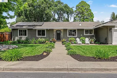 131 Brookside Pl, Danville, CA 94526 - Photo 2