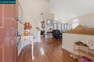 330 Bartlett Ct, Suisun City, CA 94585 - Photo 4