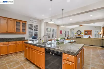 1660 Albani Pl, Brentwood, CA 94513 - Photo 12