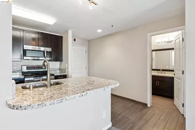6400 Christie Ave #3406, Emeryville, CA 94608 - Photo 10