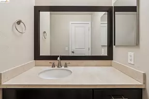 6400 Christie Ave, Emeryville, CA 94608 - Photo 26