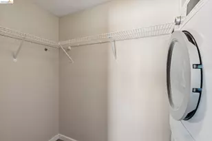 6400 Christie Ave, Emeryville, CA 94608 - Photo 24