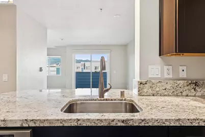 6400 Christie Ave #3406, Emeryville, CA 94608 - Photo 12