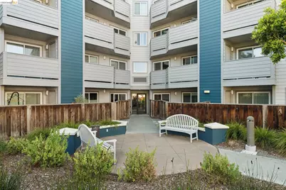 6400 Christie Ave #3406, Emeryville, CA 94608 - Photo 38