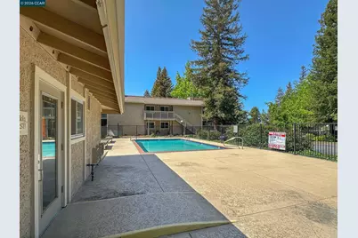 5455 Kirkwood Dr #B6, Concord, CA 94521 - Photo 32