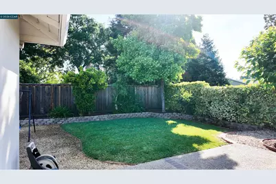 926 Sassel, Concord, CA 94518 - Photo 24