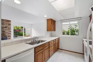 34656 Calcutta, Fremont, CA 94555 - Photo 14
