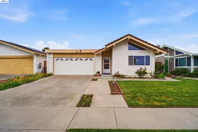 34656 Calcutta, Fremont, CA 94555 - Photo 2