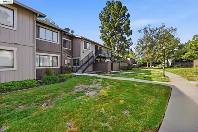 246 Galano Plz, Union City, CA 94587 - Photo 2